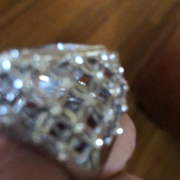 Silver ring - Picture 2 of 4